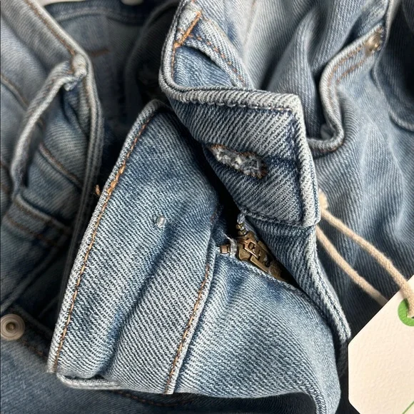 Generation Y Women's Light Blue Cropped Jeans - Picture 8 of 8